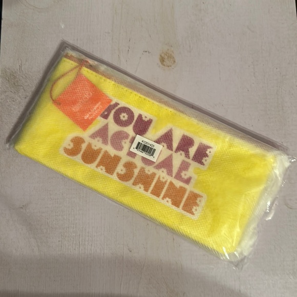 Back to School Gift Bundle - Picture 6 of 11